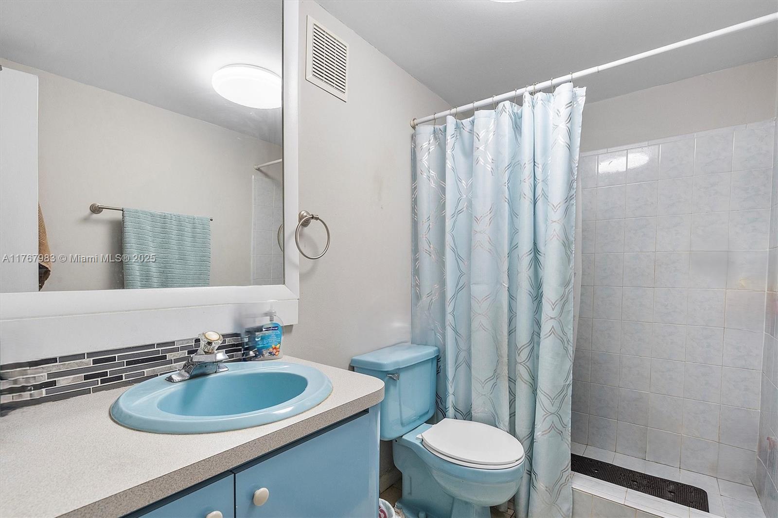 ESSEX VILLAGE-THIRD ADDIT - Residential