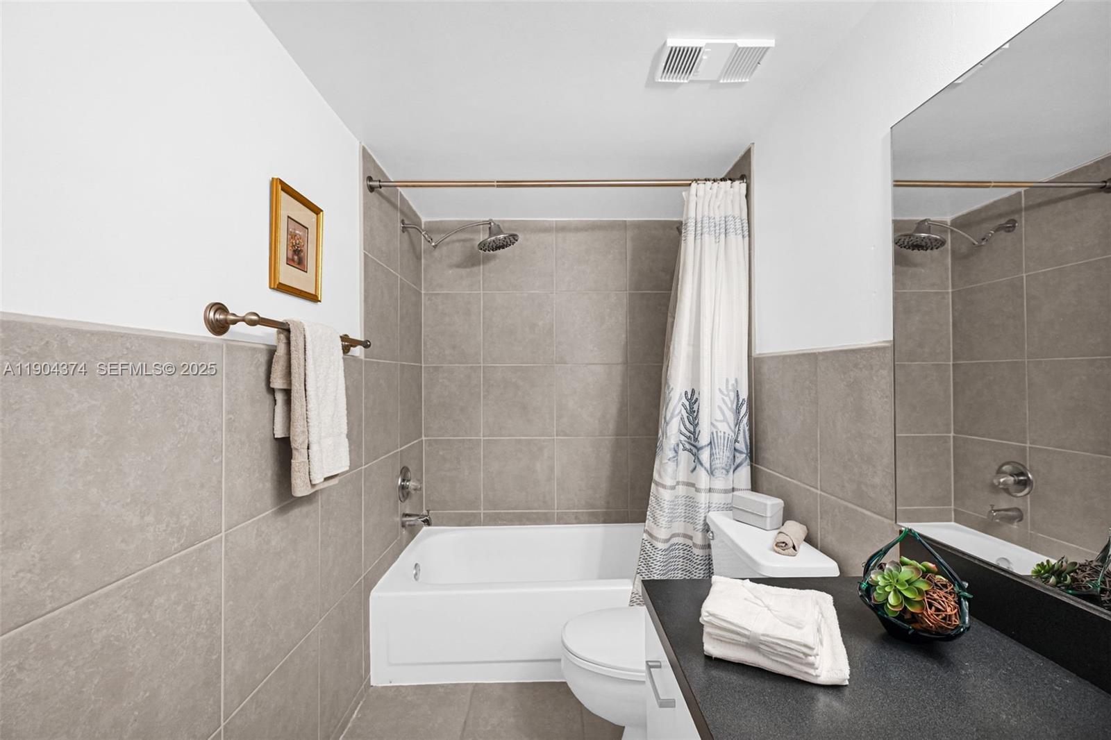 THE CLIPPER AT BISC COVE - Residential