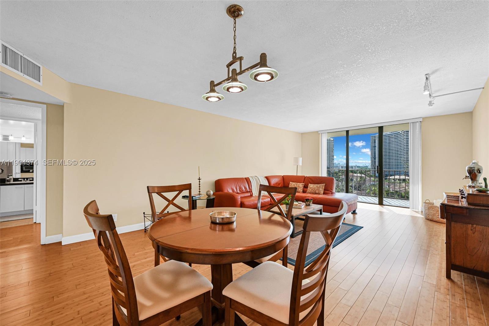 18151 NE 31st Ct 1103