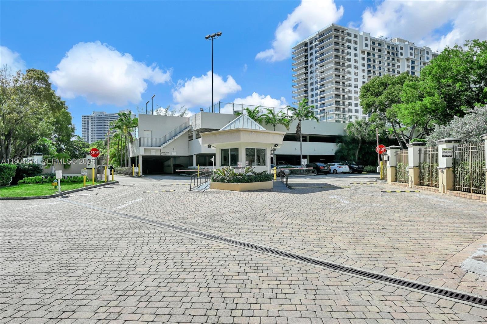 THE CLIPPER AT BISC COVE - Residential