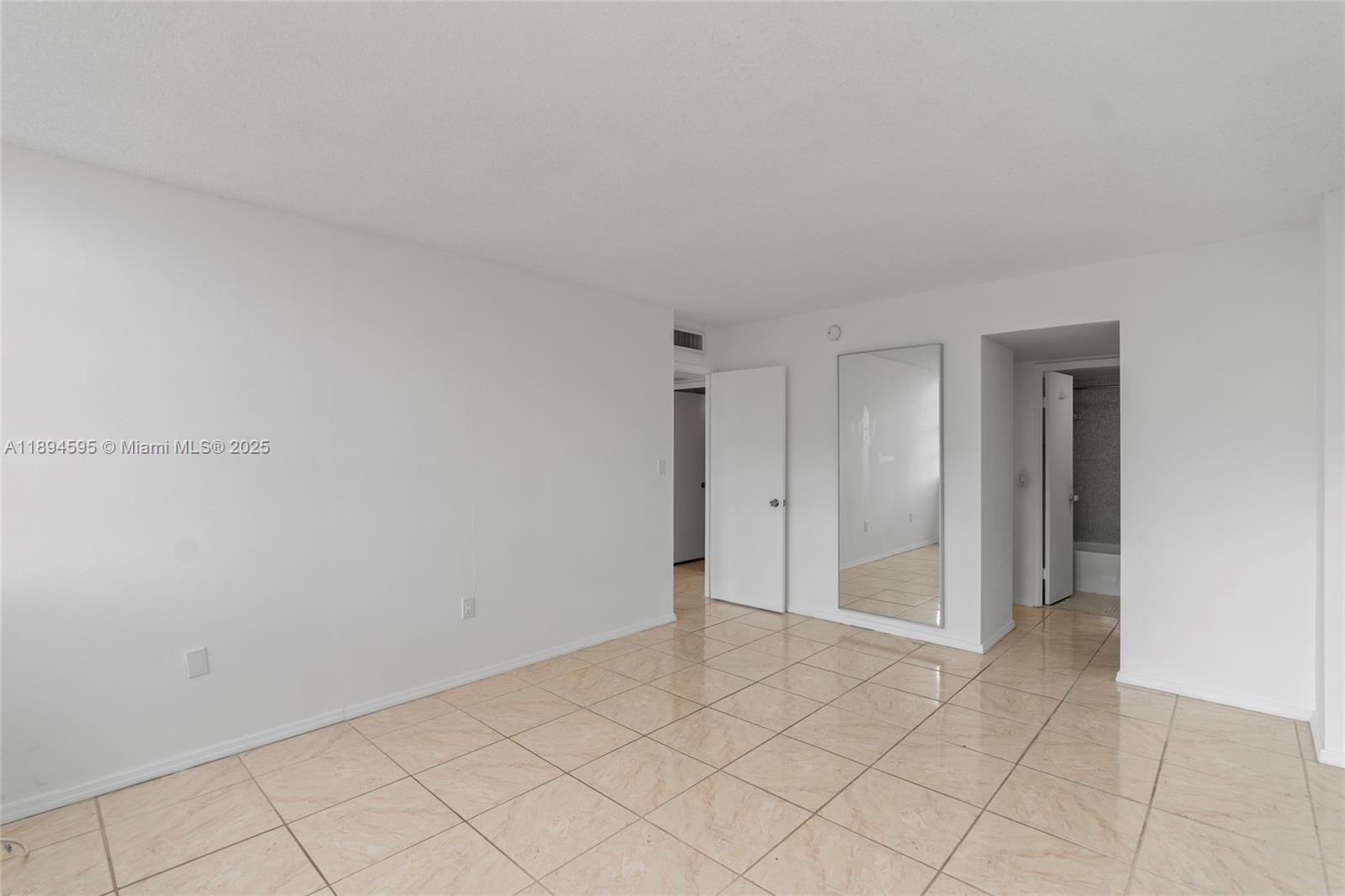 BUCKLEY TOWERS CONDO - EA - Residential Lease