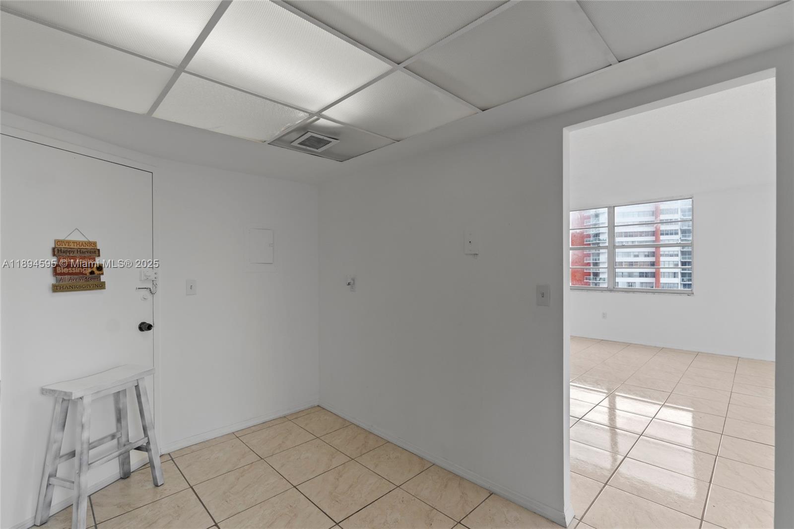 BUCKLEY TOWERS CONDO - EA - Residential Lease