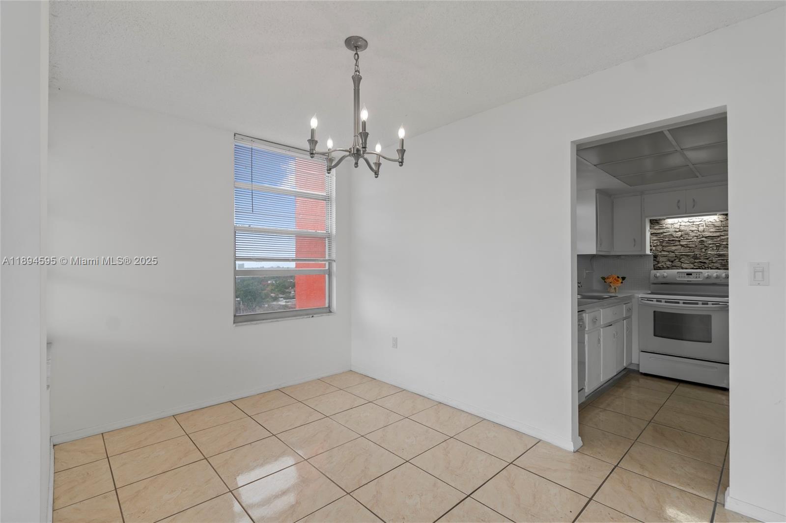 BUCKLEY TOWERS CONDO - EA - Residential Lease