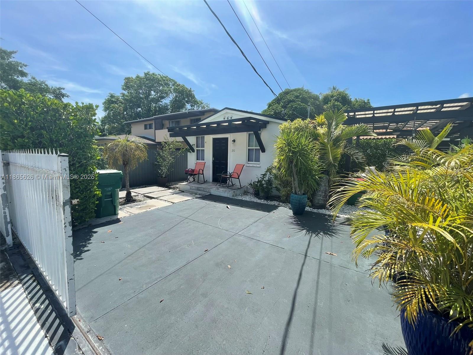 Miami Shores Charmer! Bright and spacious 1BR/1BA apartment in a prime location just steps from Barry University and minutes to shopping, dining, and Miami hot spots. Features elegant wood & porcelain tiles floors, central A/C, comfortable living area, and a full kitchen with modern appliances. Located on the first floor in a quiet, gated complex with assigned parking. Move-in ready and perfectly situated to enjoy everything Miami has to offer!