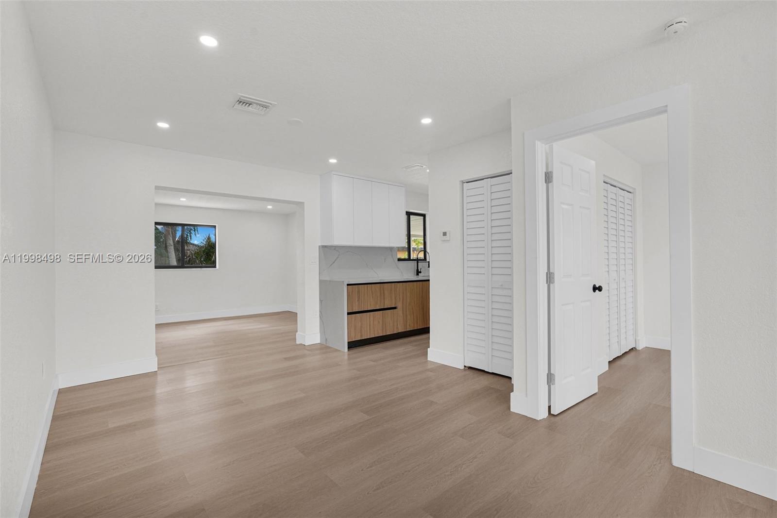 LIBERTY HOMES ESTATES SEC - Residential