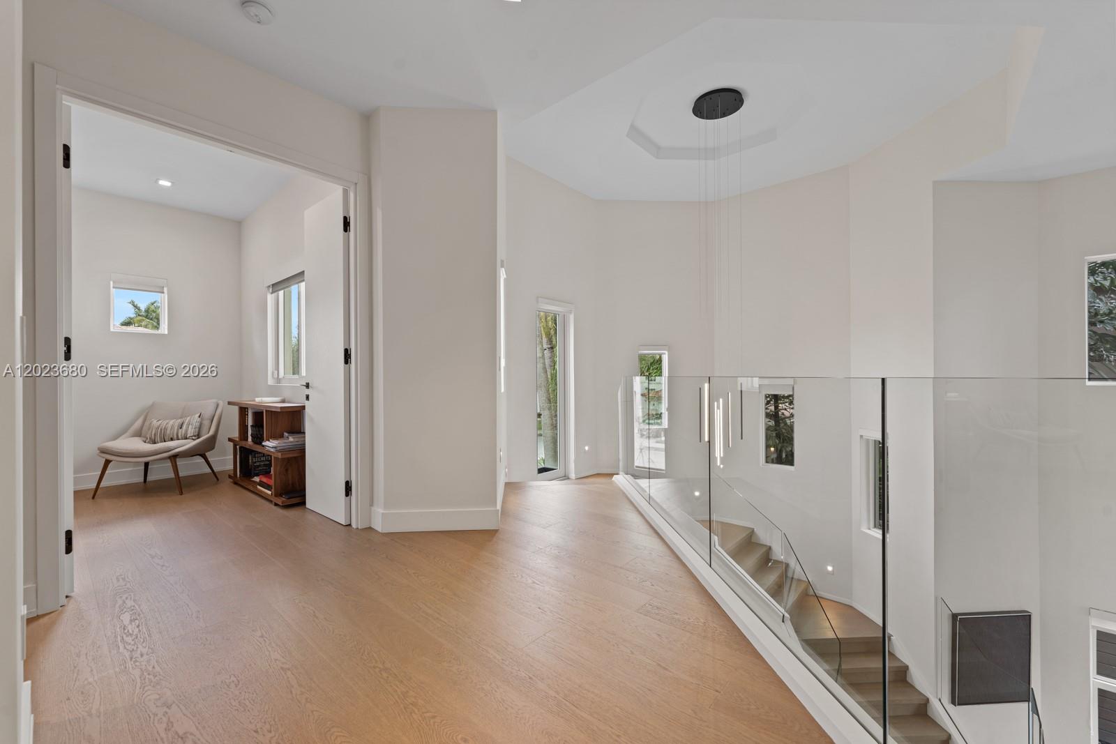 DORAL ISLES VENETIA - Residential