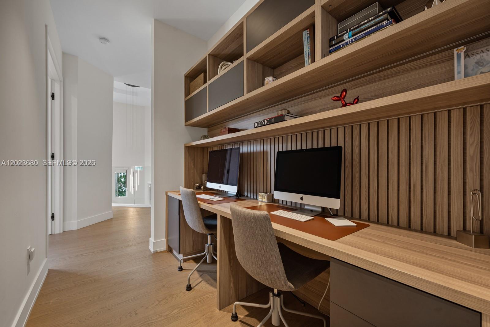 DORAL ISLES VENETIA - Residential