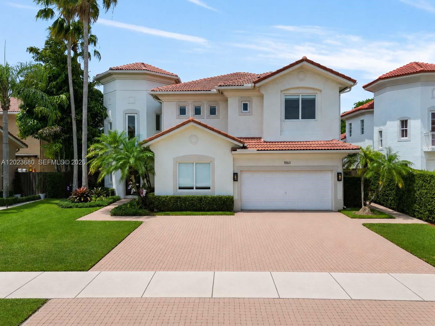 DORAL ISLES VENETIA - Residential