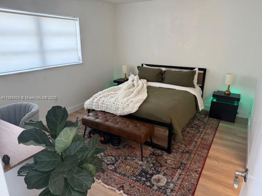 Beautiful 1 Bed, 1.5 Baths fully furnished, located right in South Beach! Recently updated with porcelain tiles, large terrace with city and partial ocean views. This building has an elevator and parking space. Just one block from the beach and walk distance to Lincoln Road, South of Beach and more.