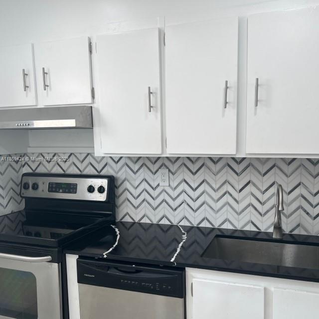 COLLINS VISTA CONDO - Residential Lease