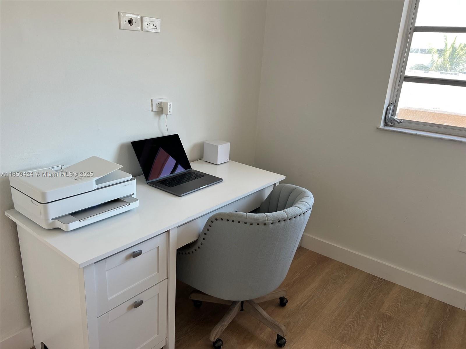 COLLINS VISTA CONDO - Residential Lease