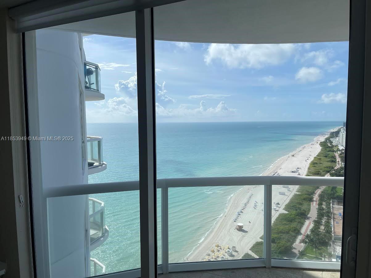 6365 Collins Ave 3404