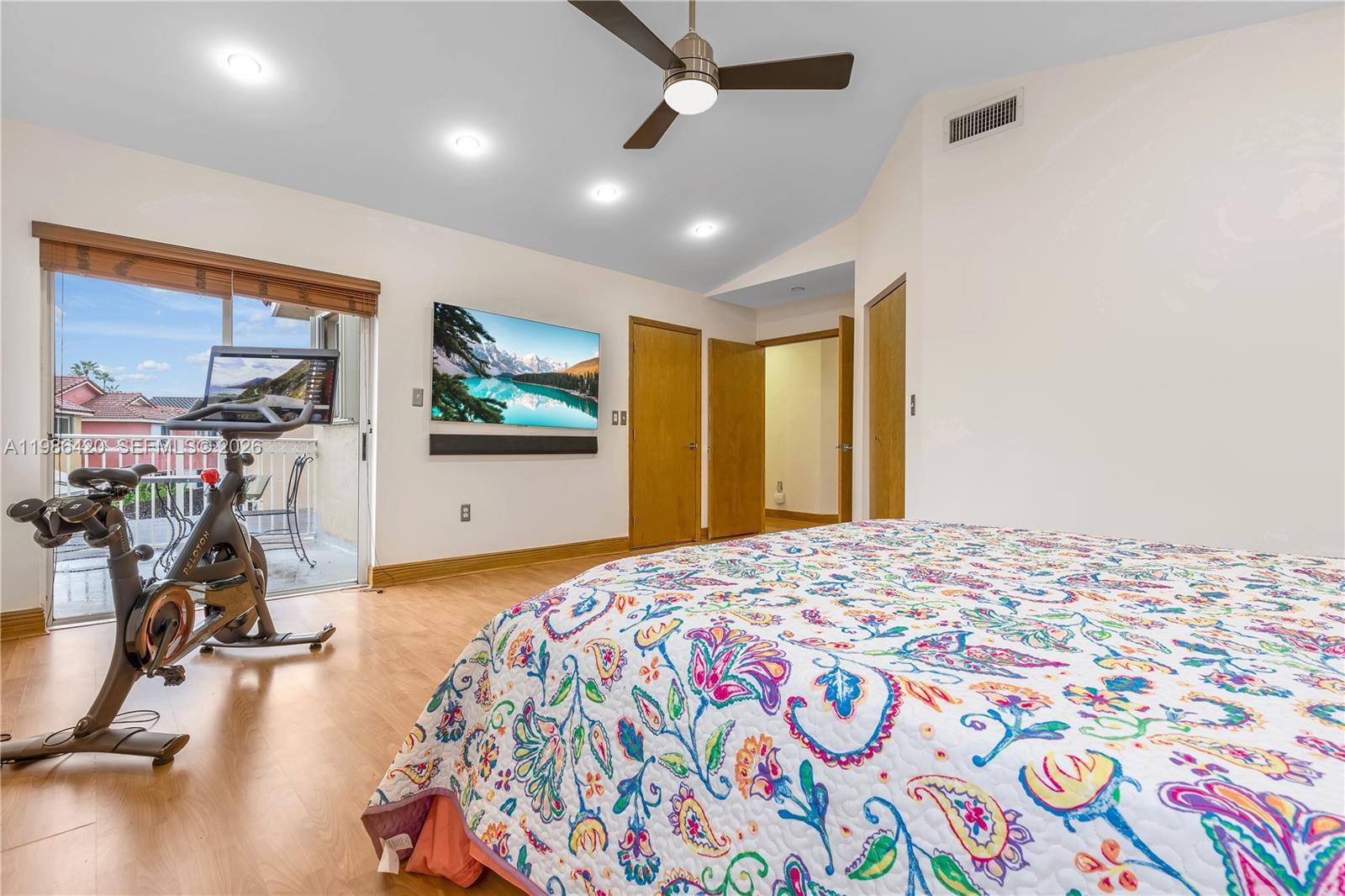 IMPERIAL GROUP - Residential