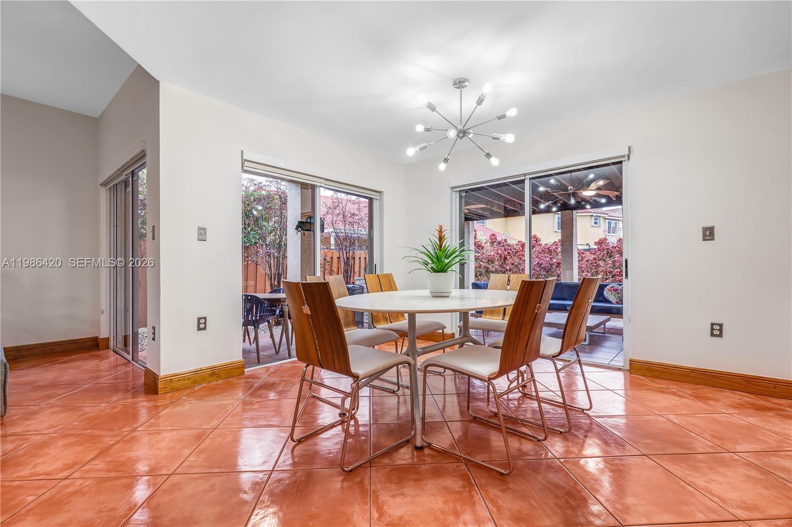 IMPERIAL GROUP - Residential