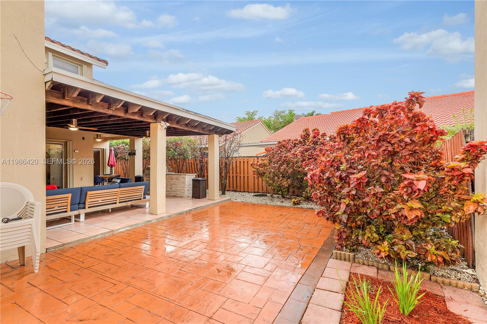 IMPERIAL GROUP - Residential