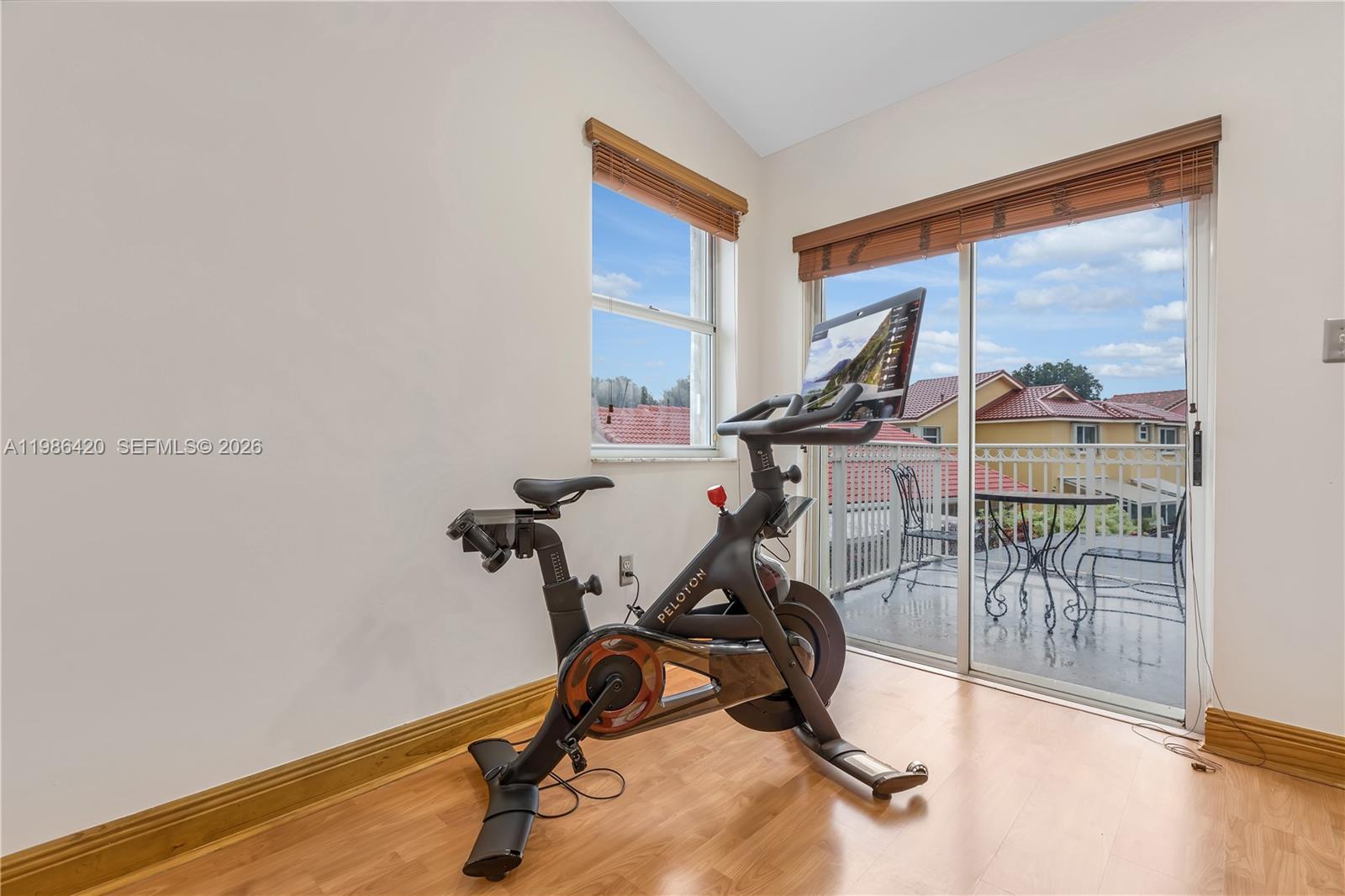 IMPERIAL GROUP - Residential