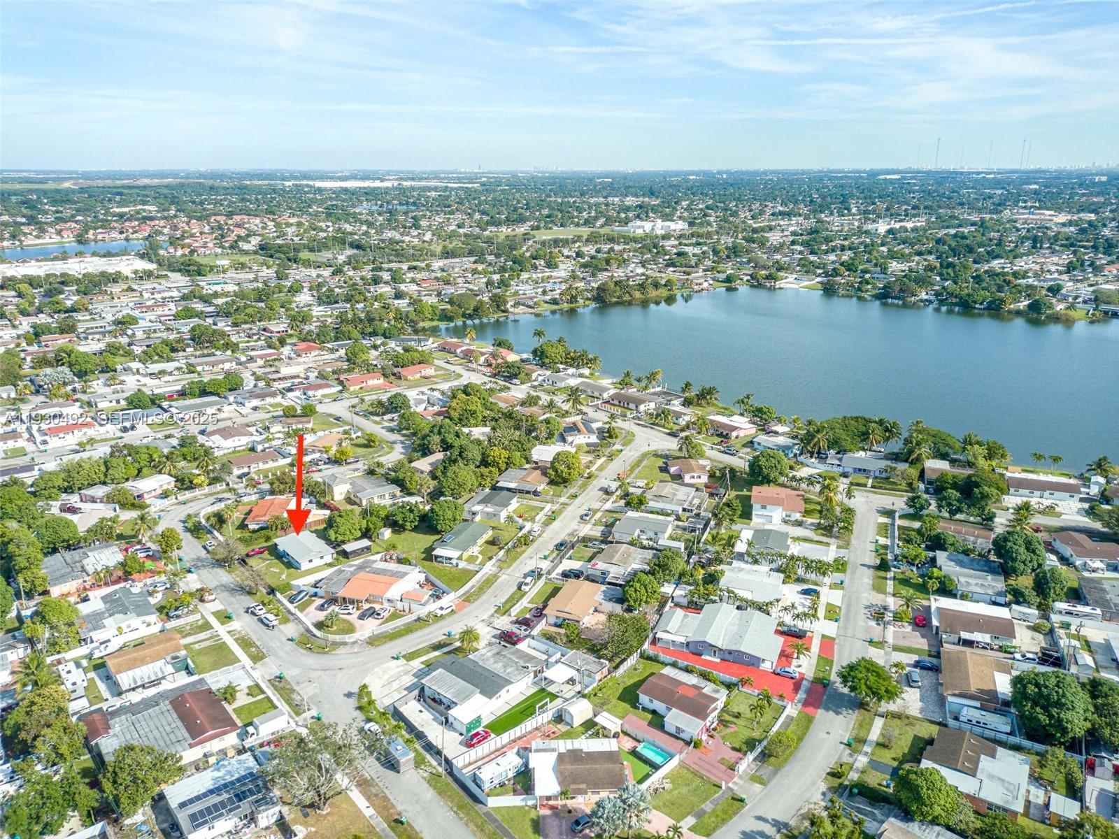 CAROL CITY LAKE STEVEN ES - Residential