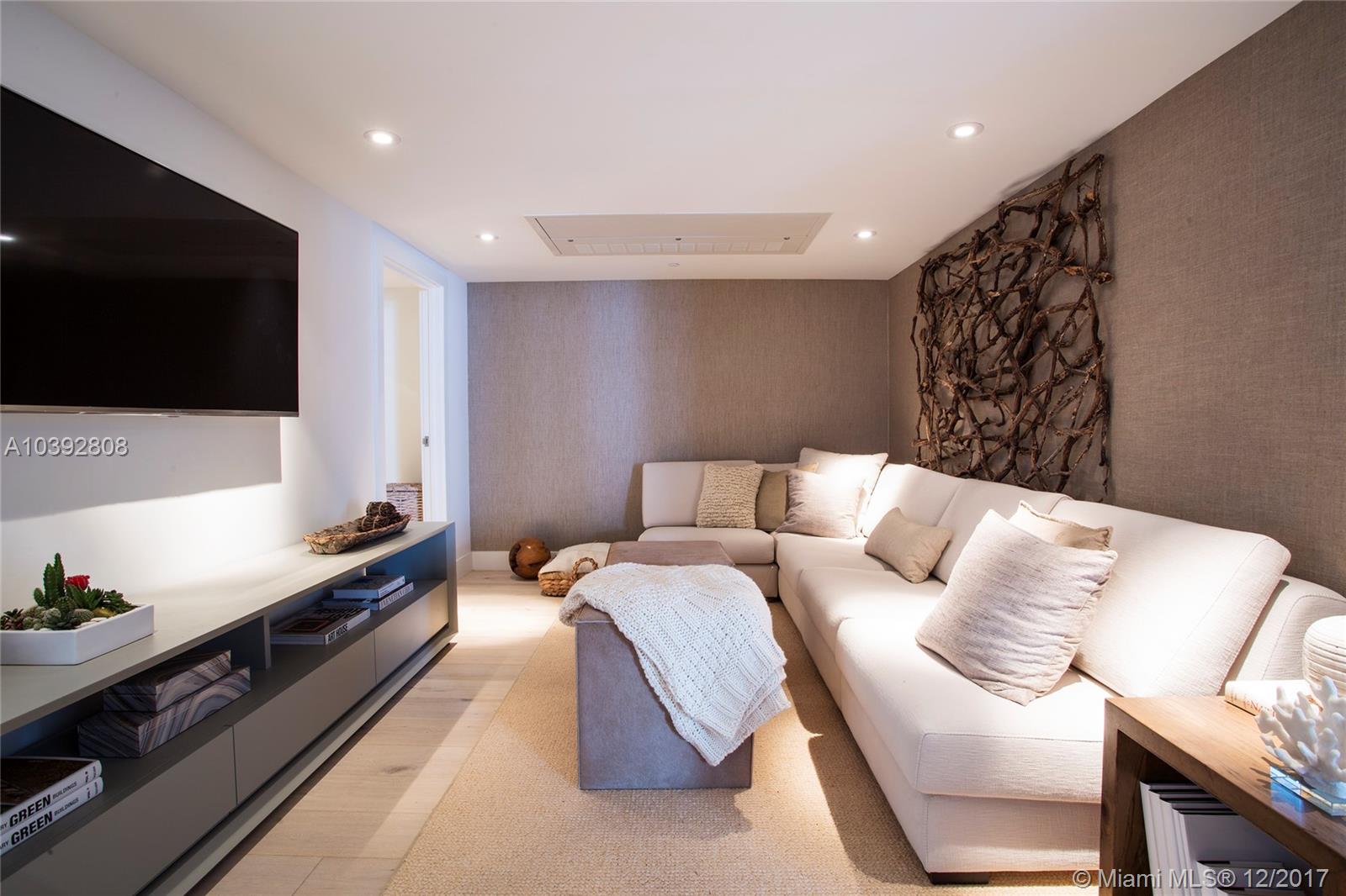 1 Hotel & Homes - Residential