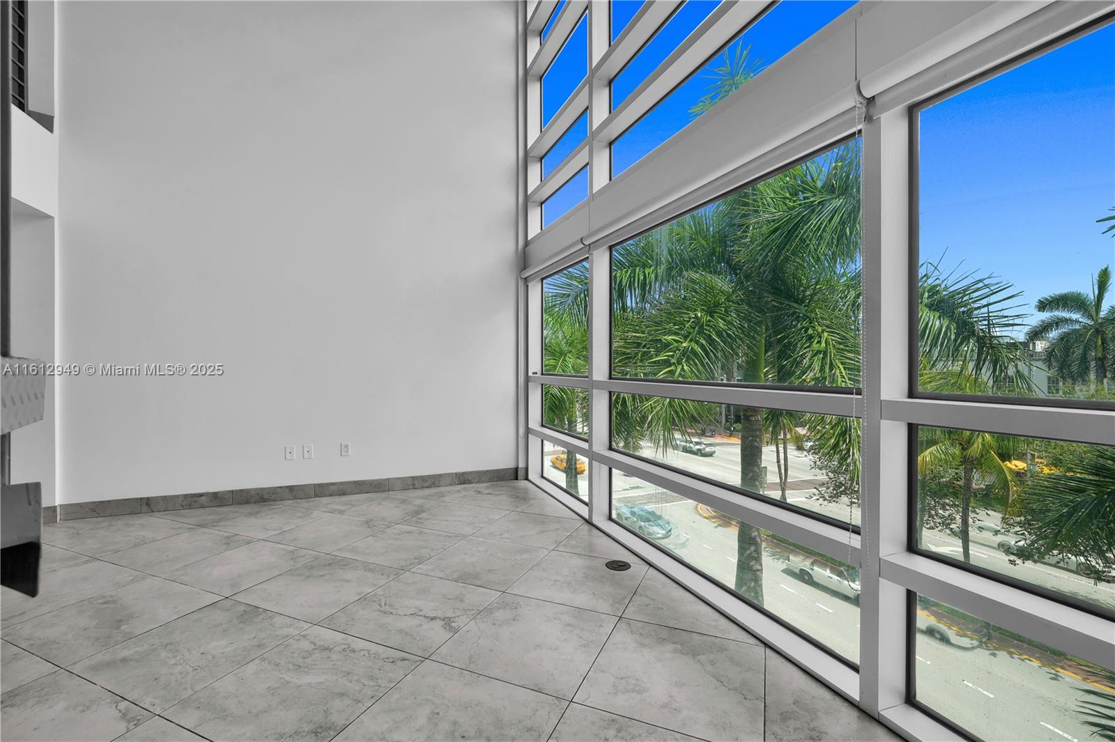 421 Meridian Ave 16