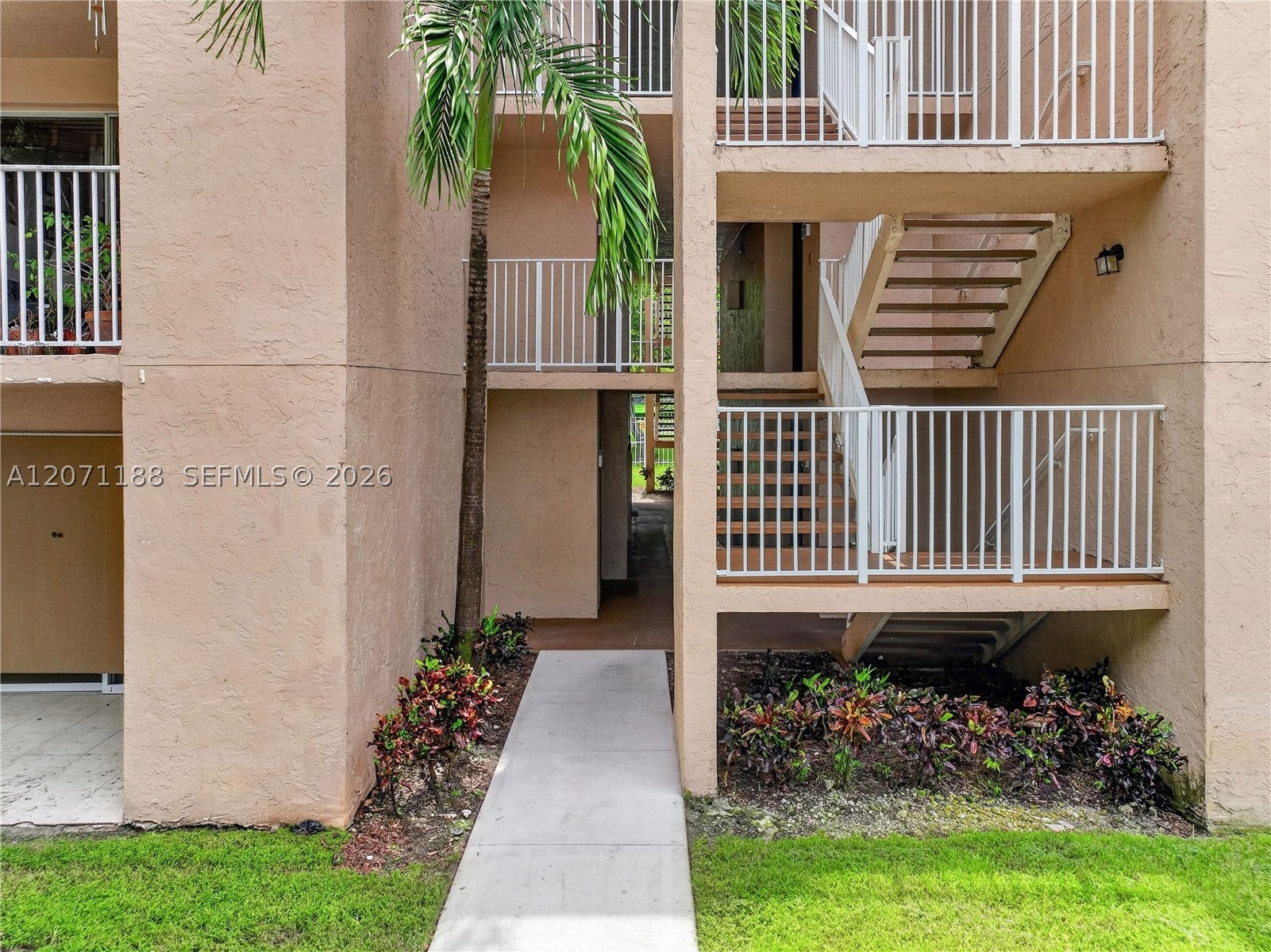 15780 SW 106th Ter 104, Miami FL 33196