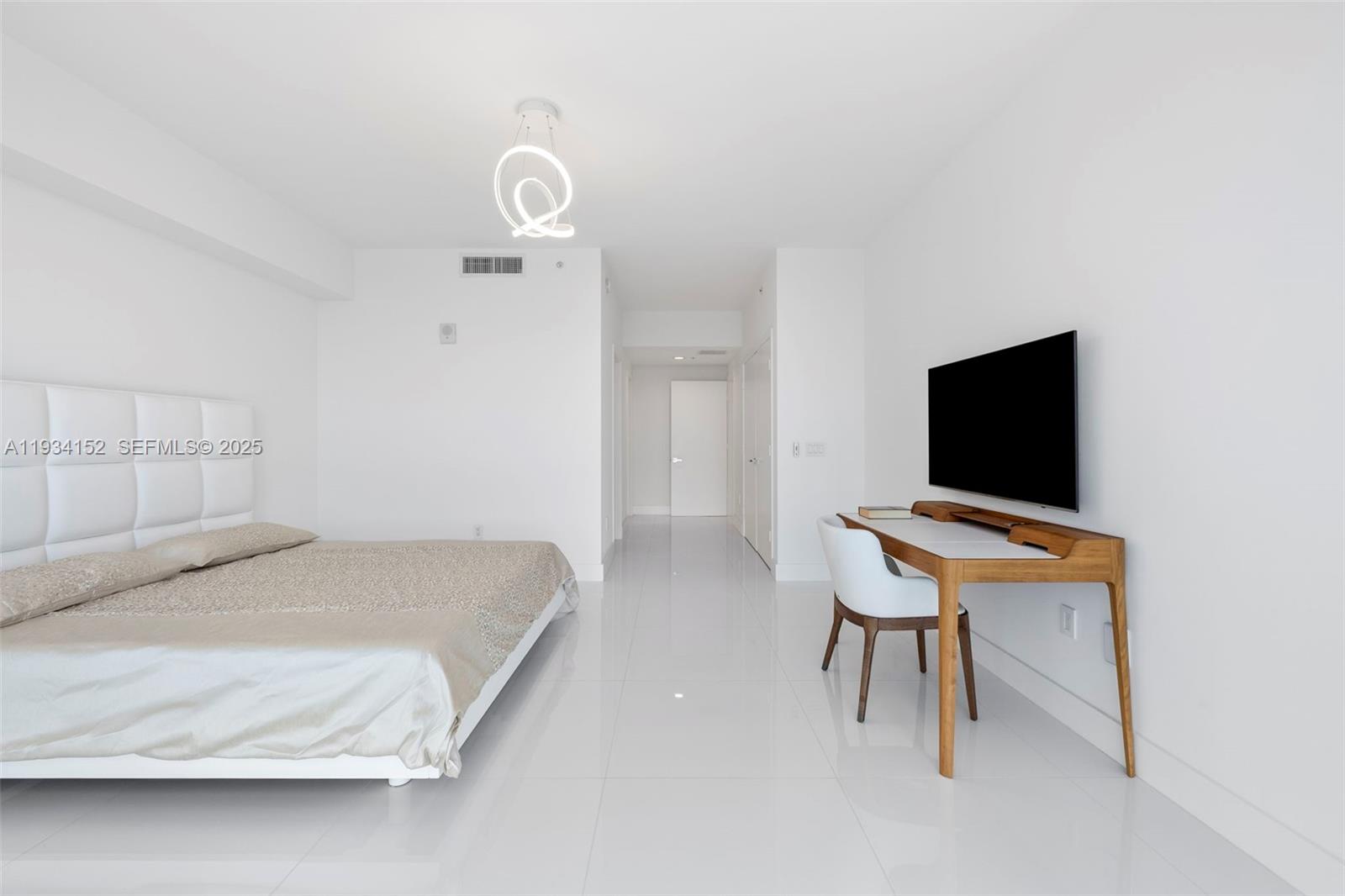 THE RESERVE AT MARINA PALM - Residential