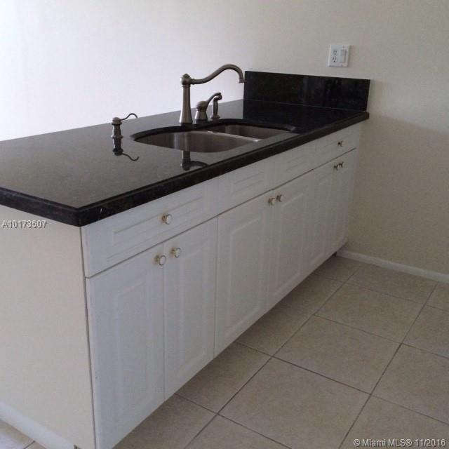 Coral Spgs Tower Club - Residential Lease