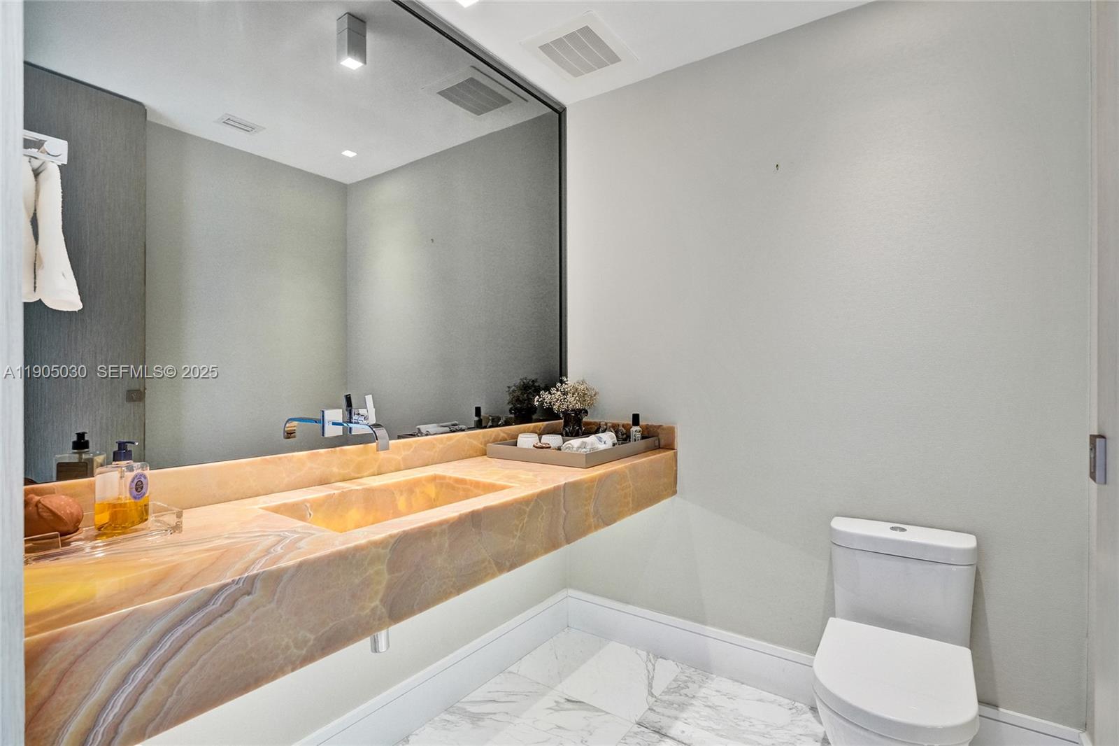 REGALIA CONDO - Residential