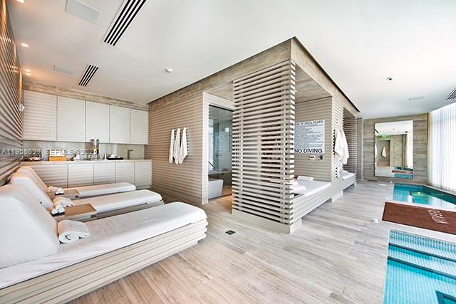 REGALIA CONDO - Residential