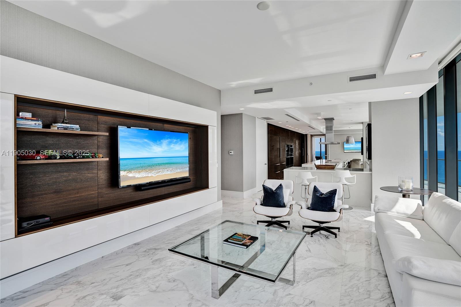 REGALIA CONDO - Residential