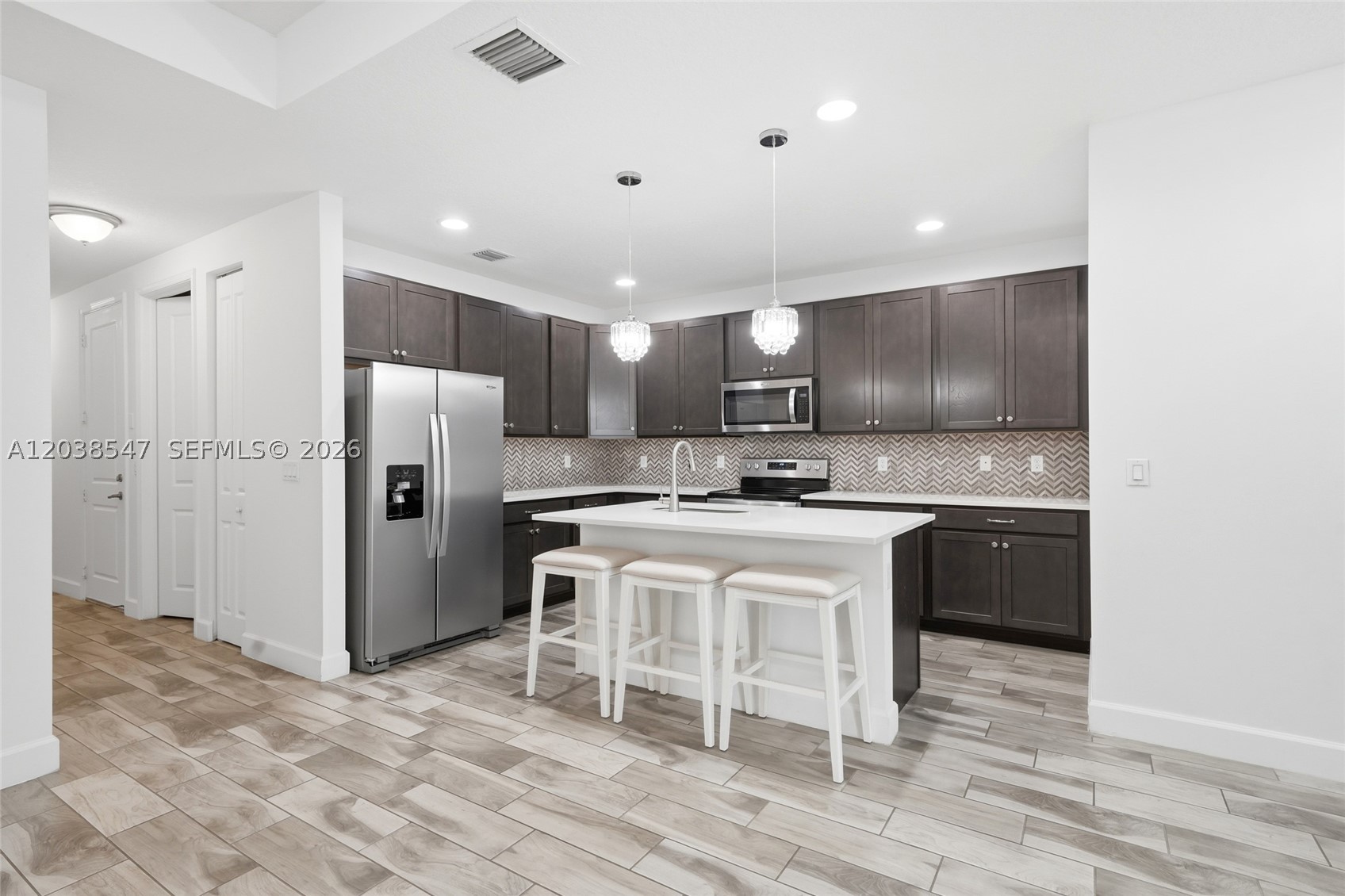 3384 NW 5th St