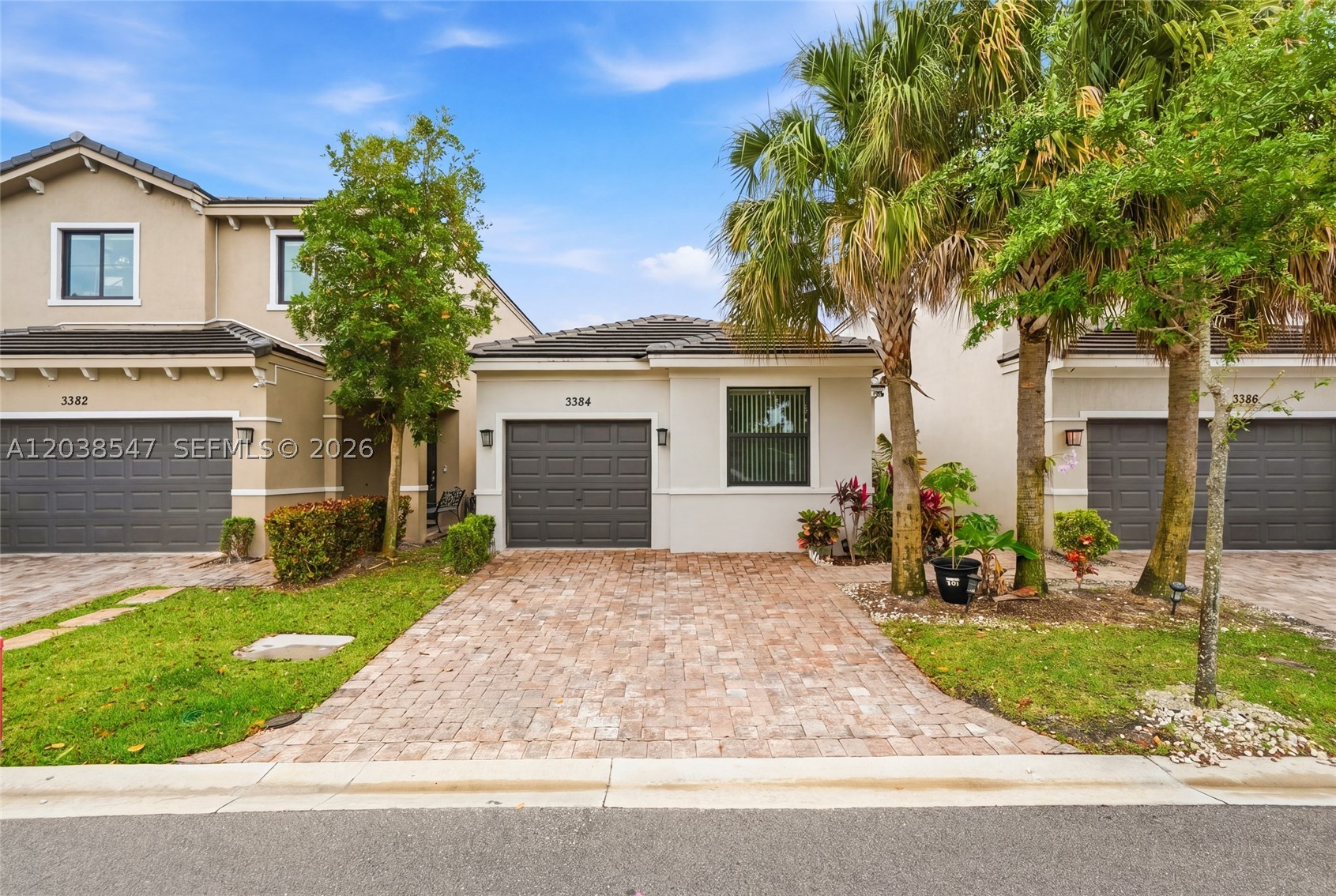 3384 NW 5th St