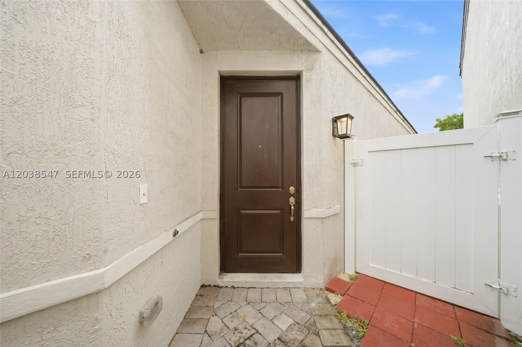 3384 NW 5th St