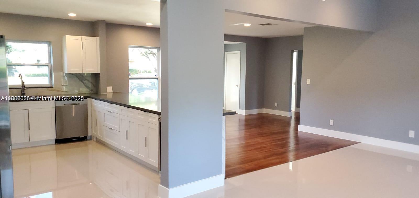 DUNNINGS MIAMI SHORES EXT - Residential