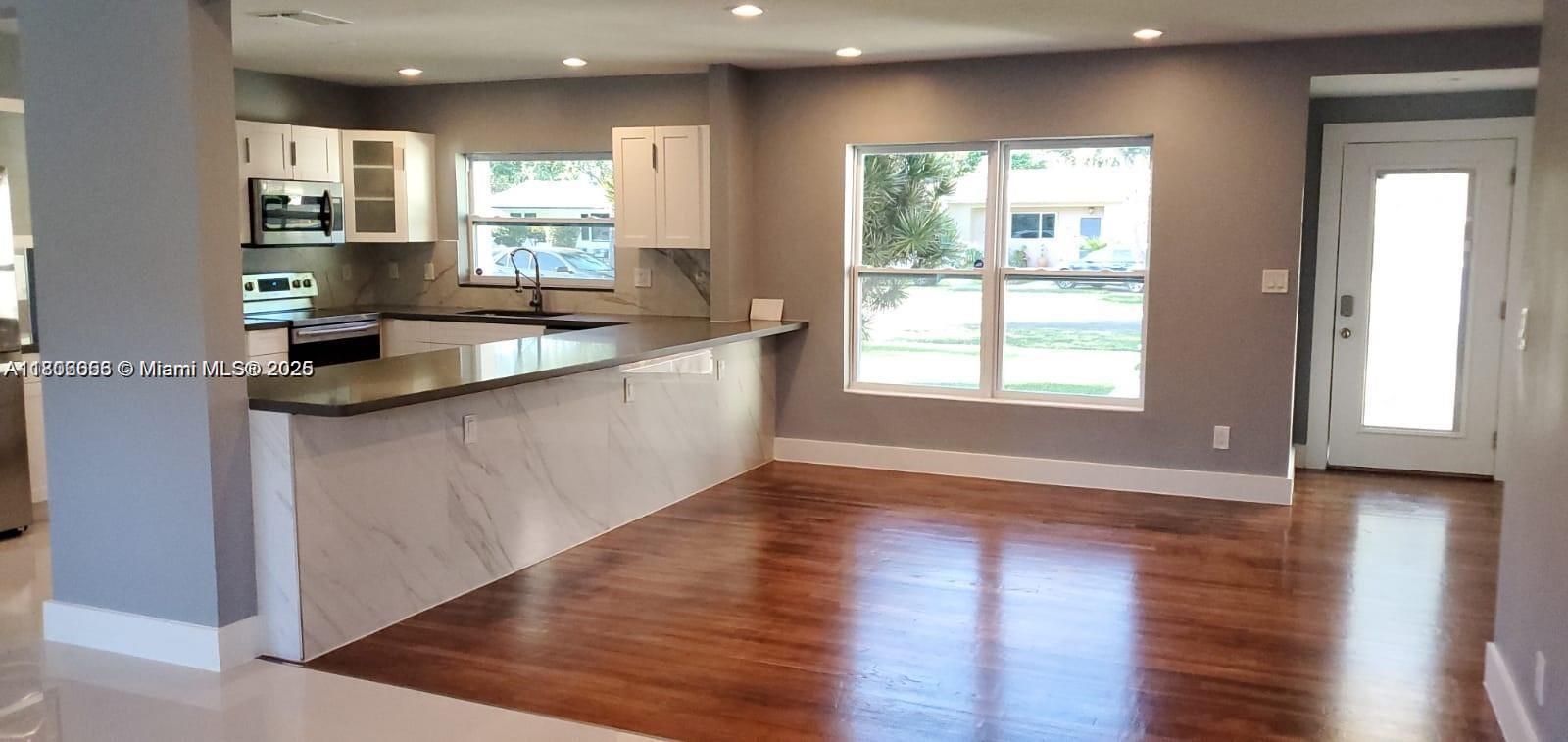 DUNNINGS MIAMI SHORES EXT - Residential