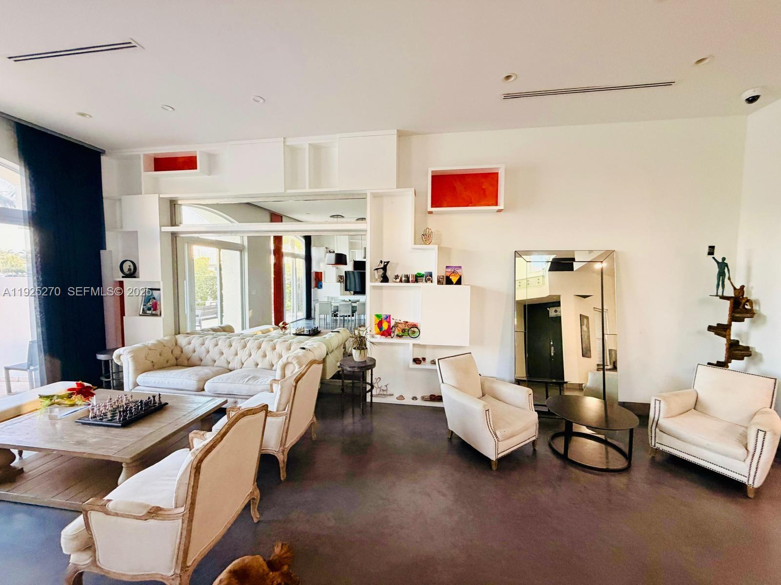 THE COURTYARDS AT THE POIN - Residential Lease