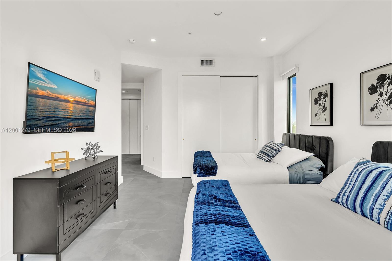 Everglade Land Sales Co - Residential Lease