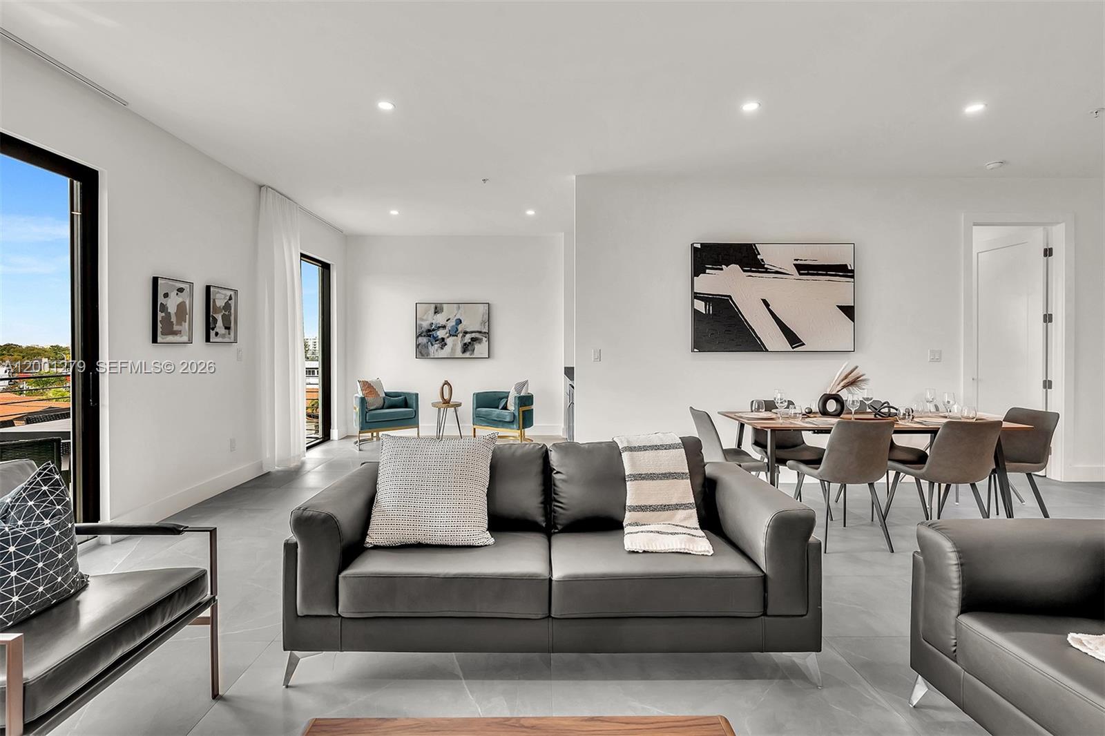 Everglade Land Sales Co - Residential Lease