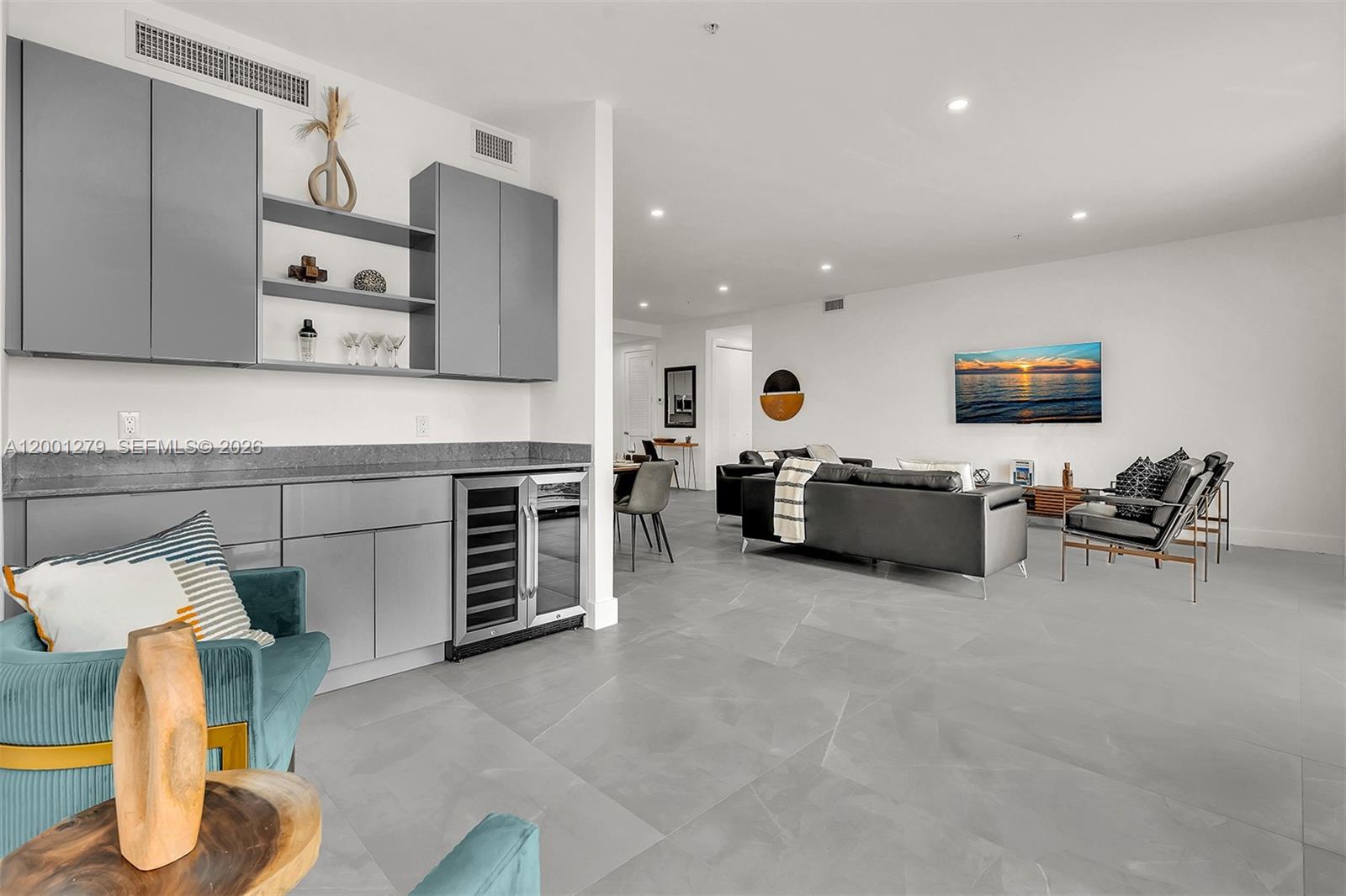 Everglade Land Sales Co - Residential Lease