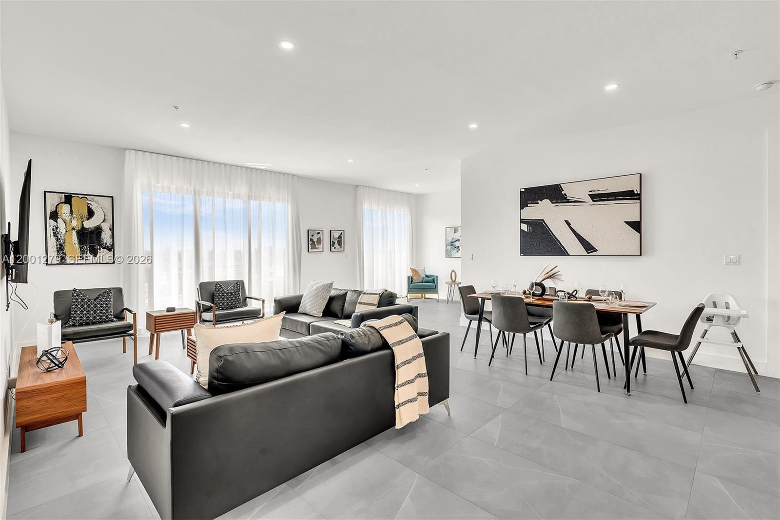 Everglade Land Sales Co - Residential Lease