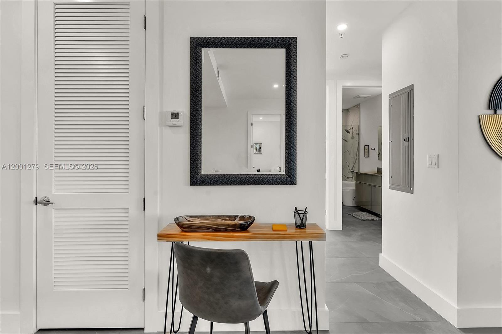 Everglade Land Sales Co - Residential Lease