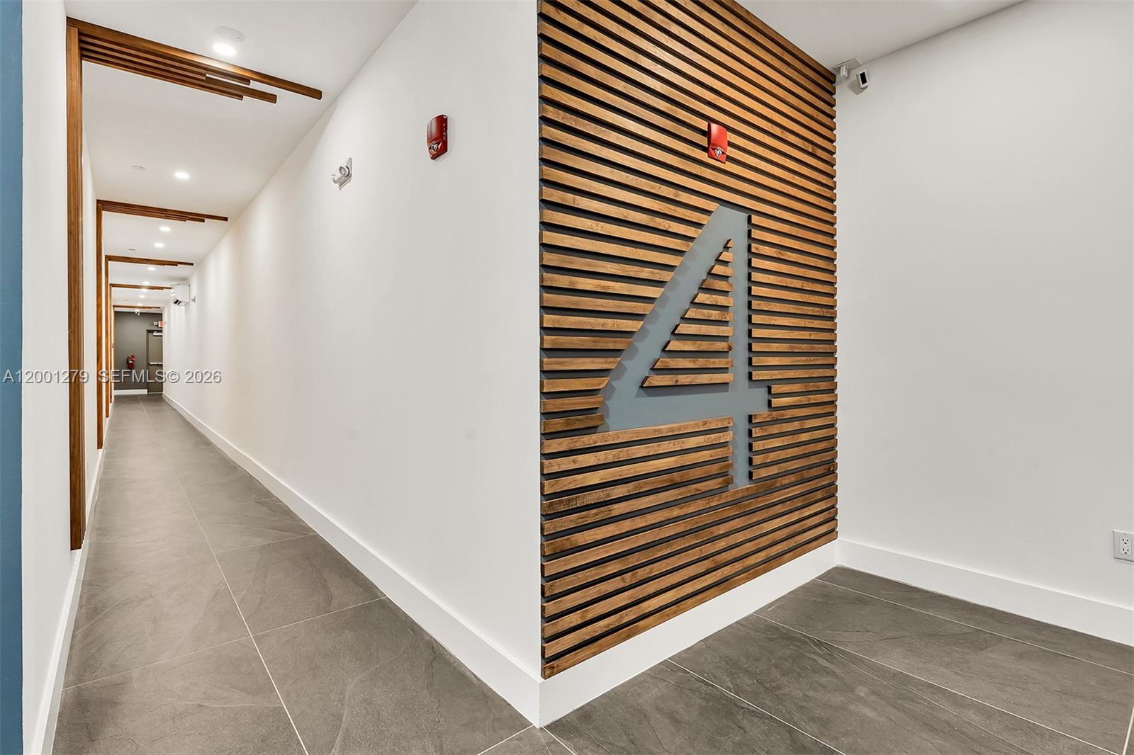 Everglade Land Sales Co - Residential Lease