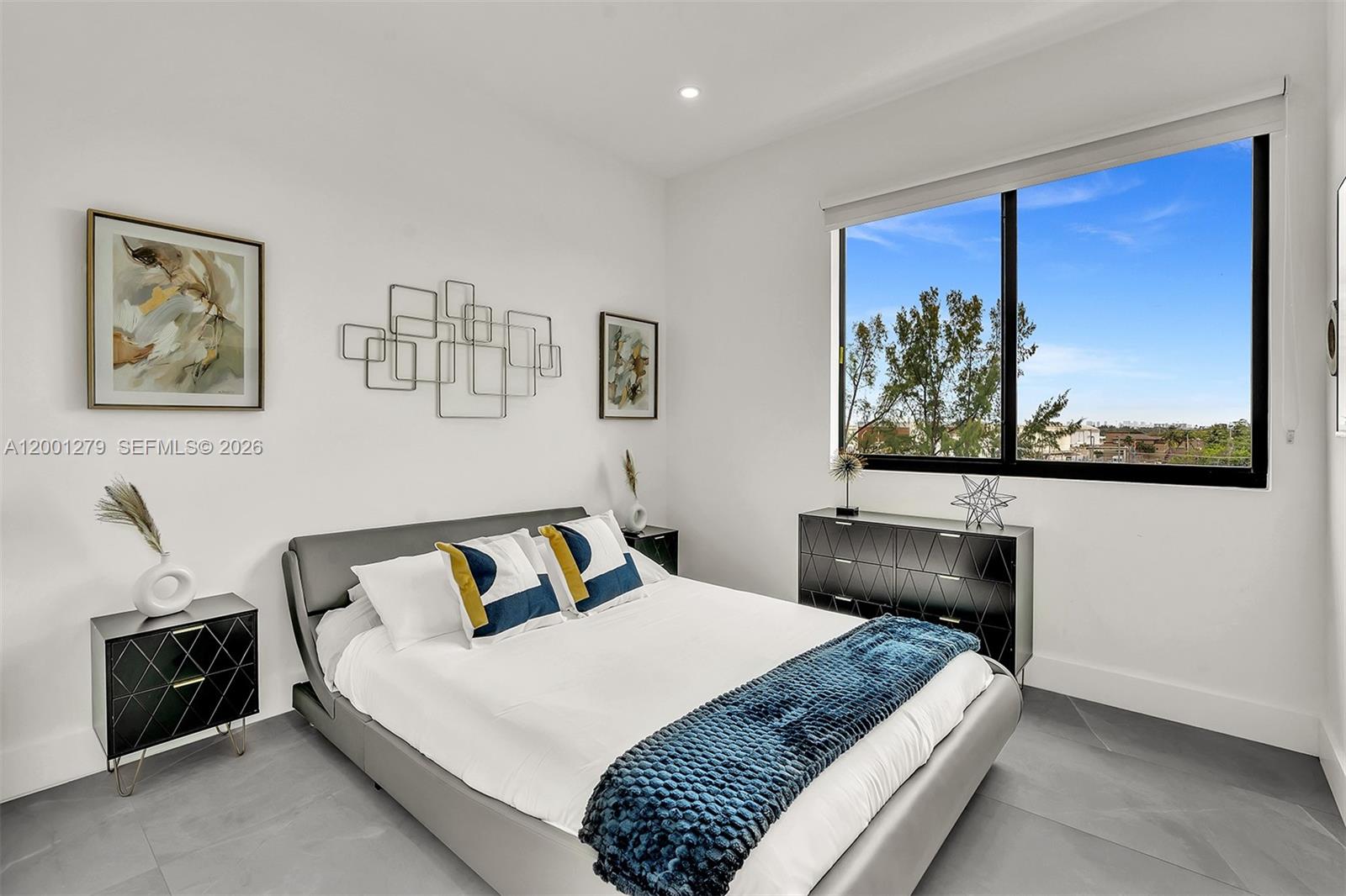 Everglade Land Sales Co - Residential Lease