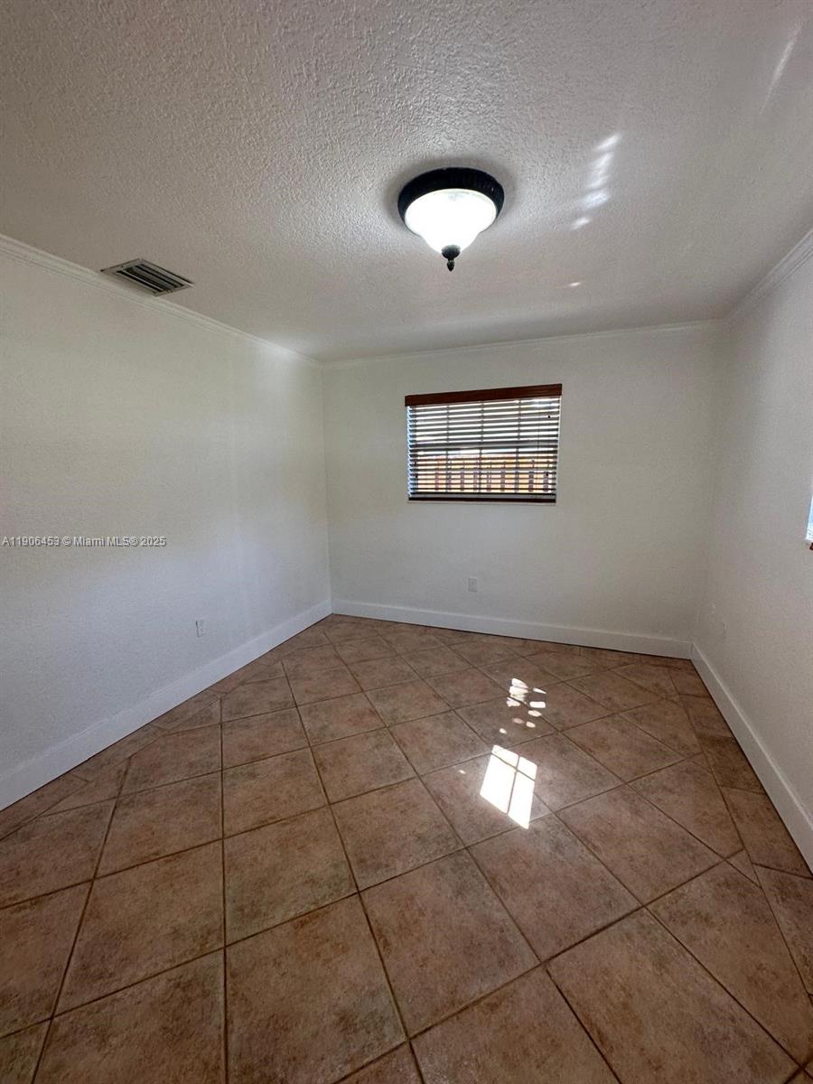 ANDOVER - Residential Lease