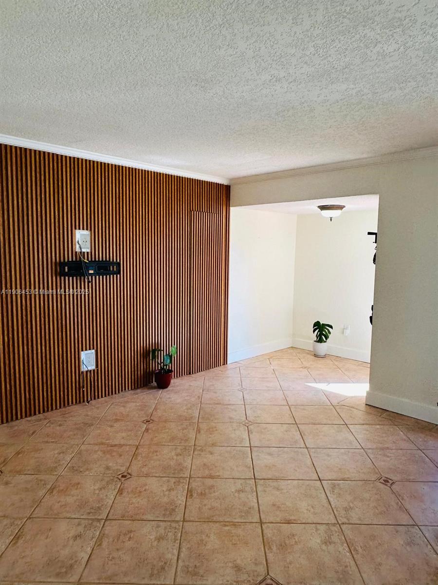 ANDOVER - Residential Lease