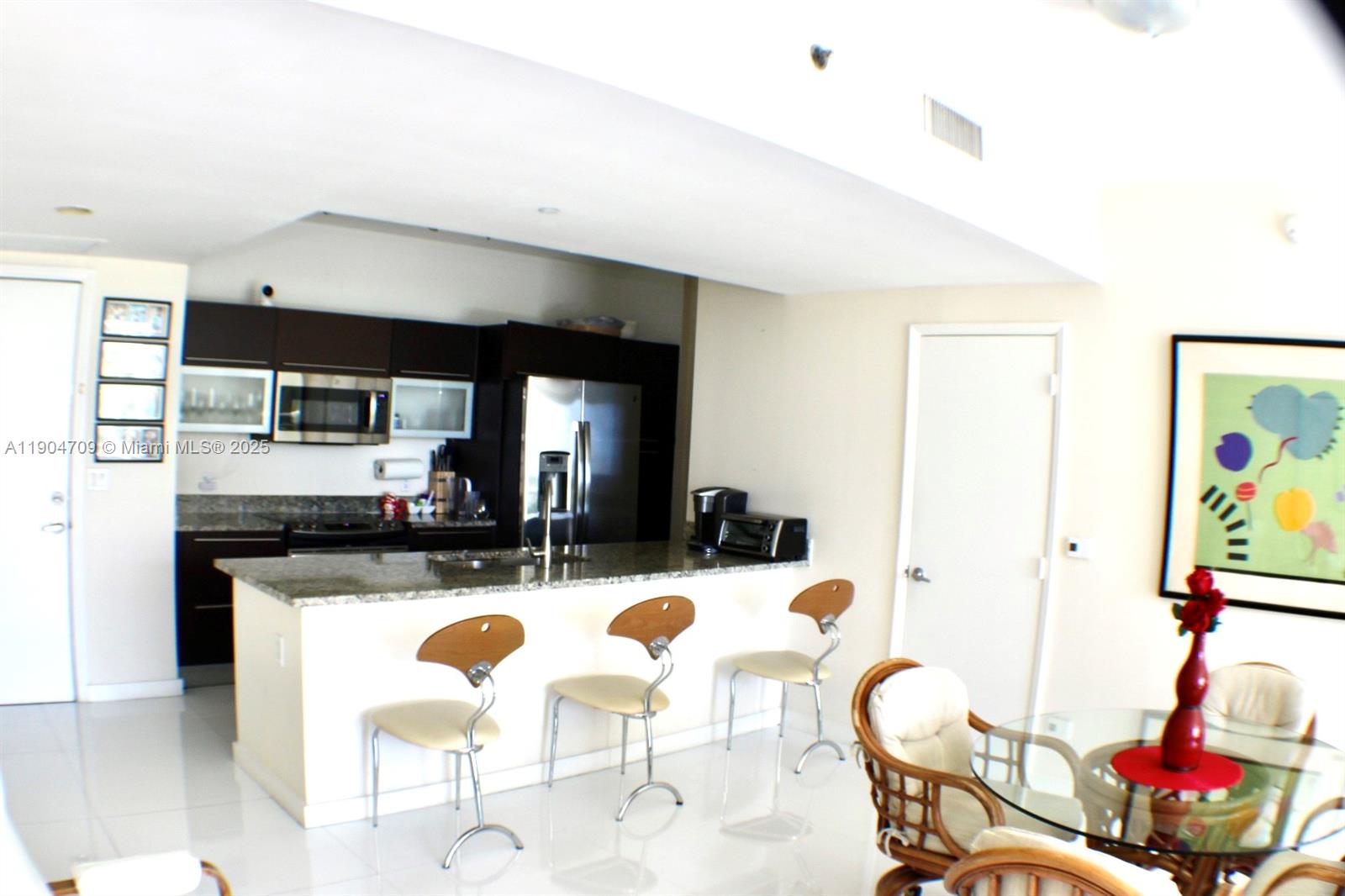 THE PLAZA 901 BRICKELL CO - Residential