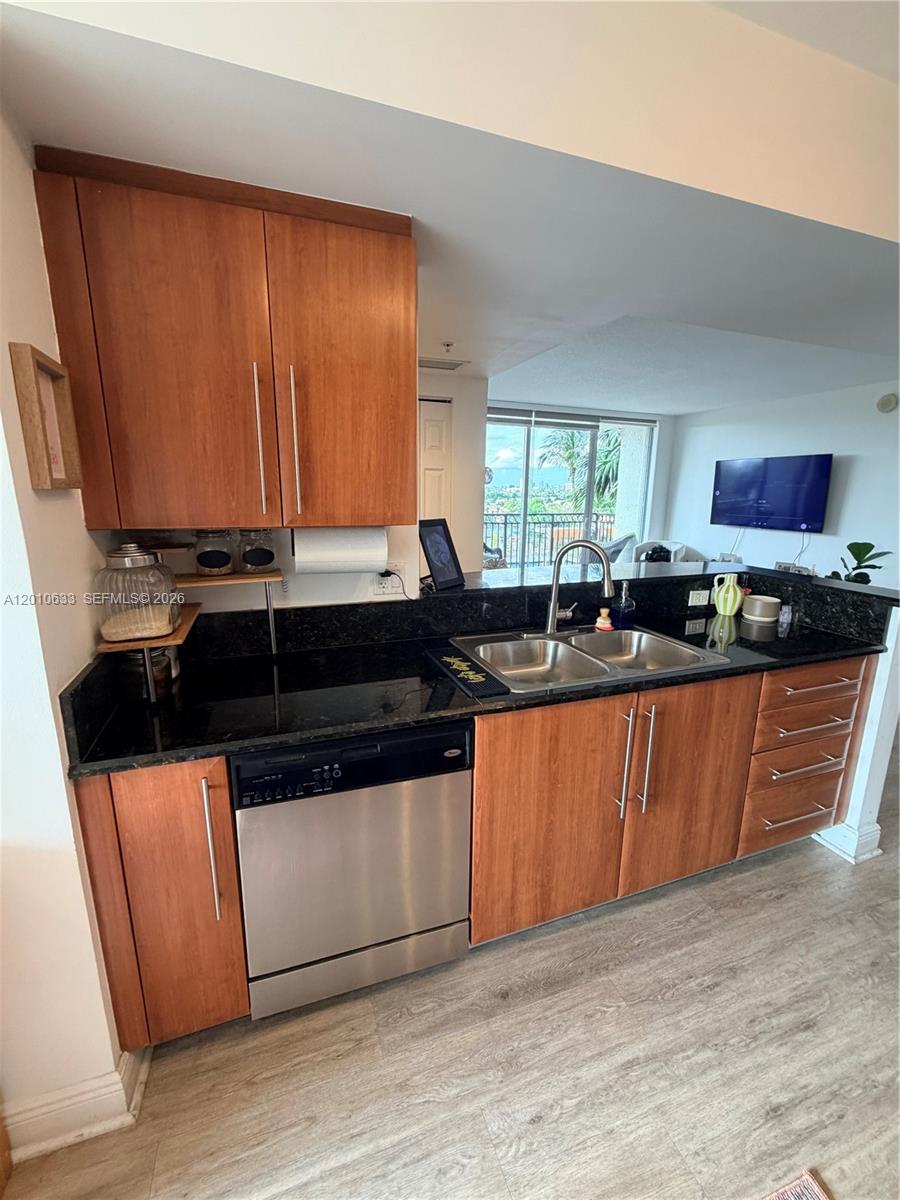 GABLES MARQUIS CONDO - Residential