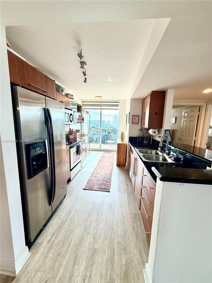 GABLES MARQUIS CONDO - Residential