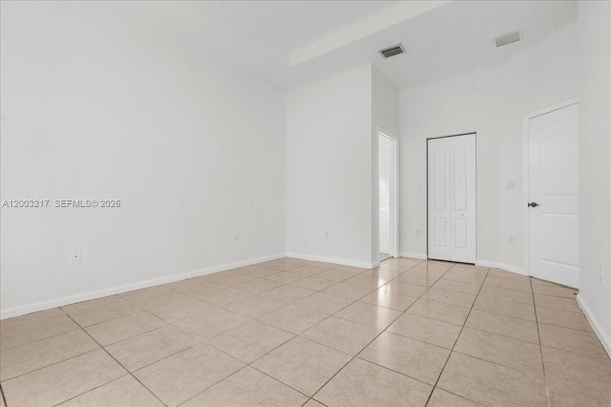 PORTOFINO PALMS - Residential