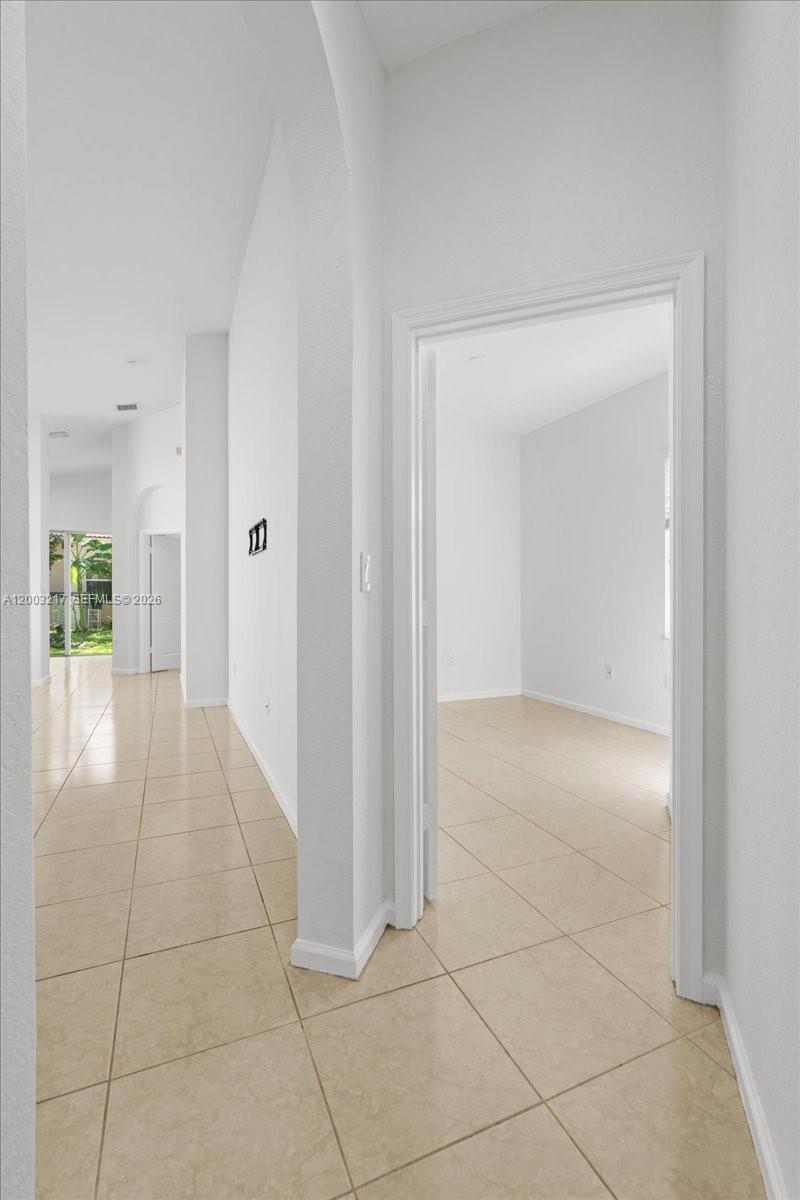 PORTOFINO PALMS - Residential