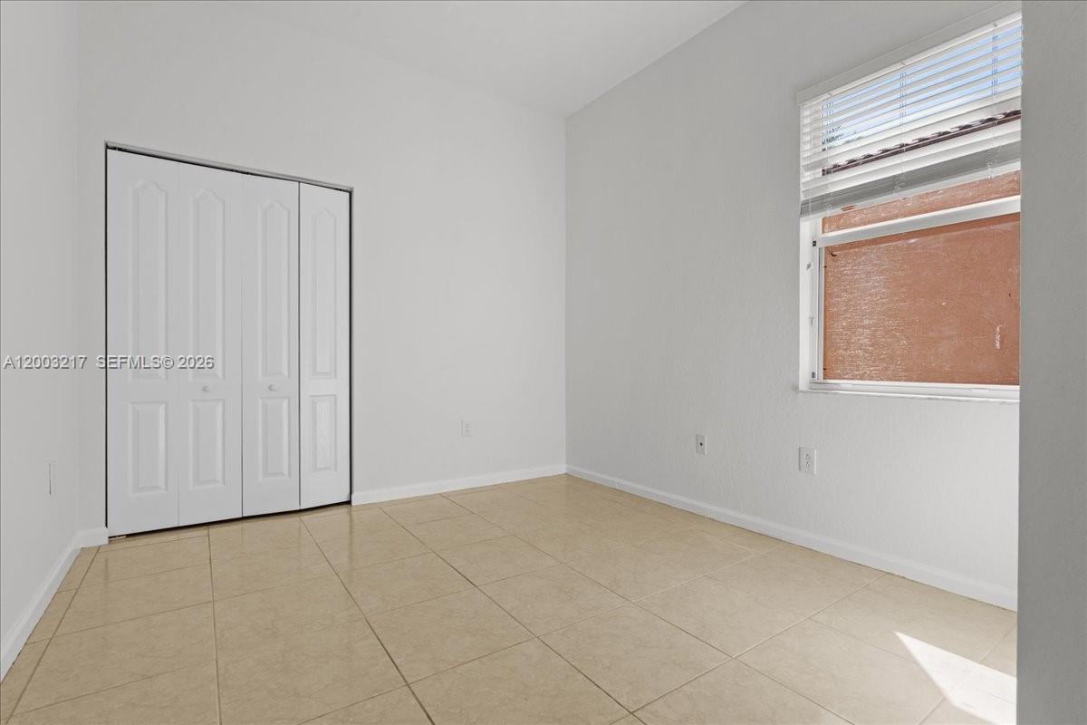 PORTOFINO PALMS - Residential